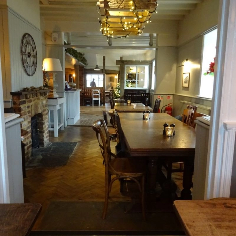 Pub Seating for The Grantley Arms in Surrey | Case Study