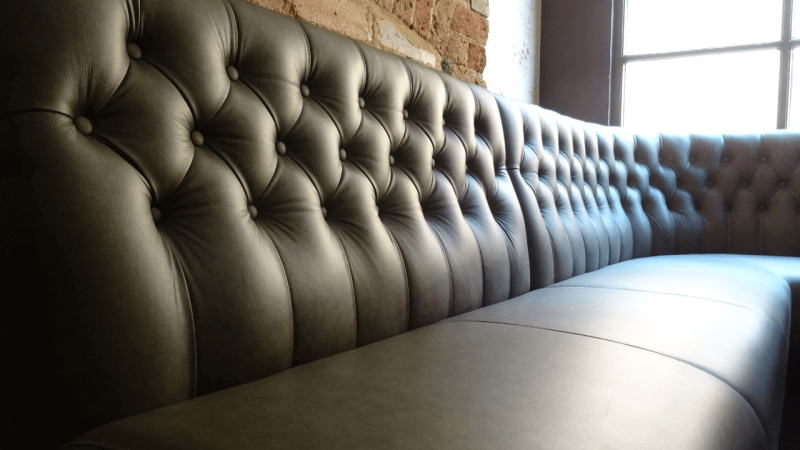 Pub Seating | Deep Button Style