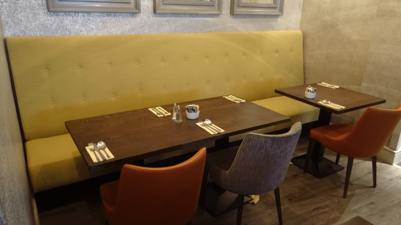 Restaurant Seating | Float Button Style Banquette