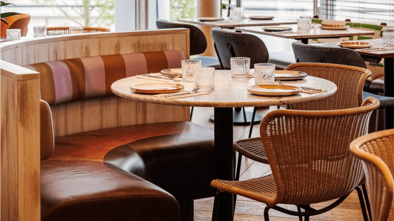 Restaurant Seating | Partially Upholstered Back Seating Style | Curved Banquette