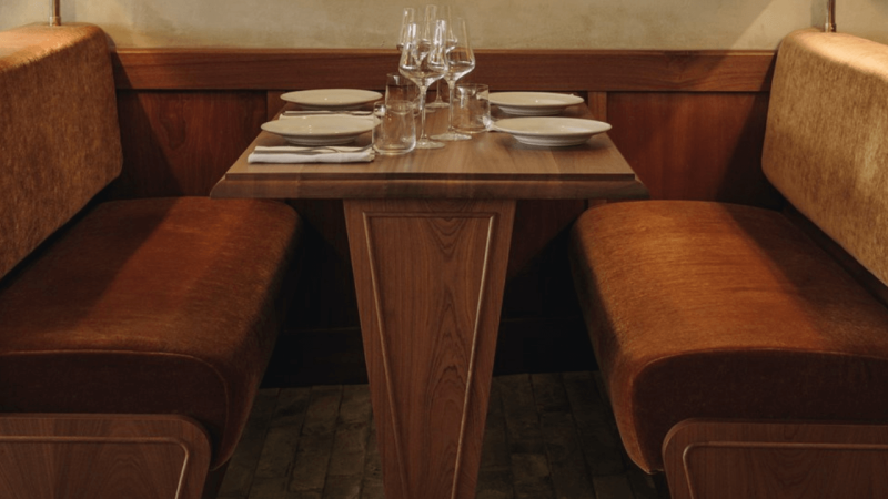 Restaurant Seating | Booth Seating | Plain Back Style